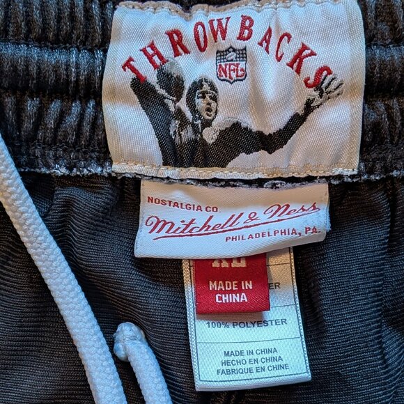 Mitchell & Ness Throwbacks Raiders Shorts Big Face Black Football NFL - Picture 3 of 6